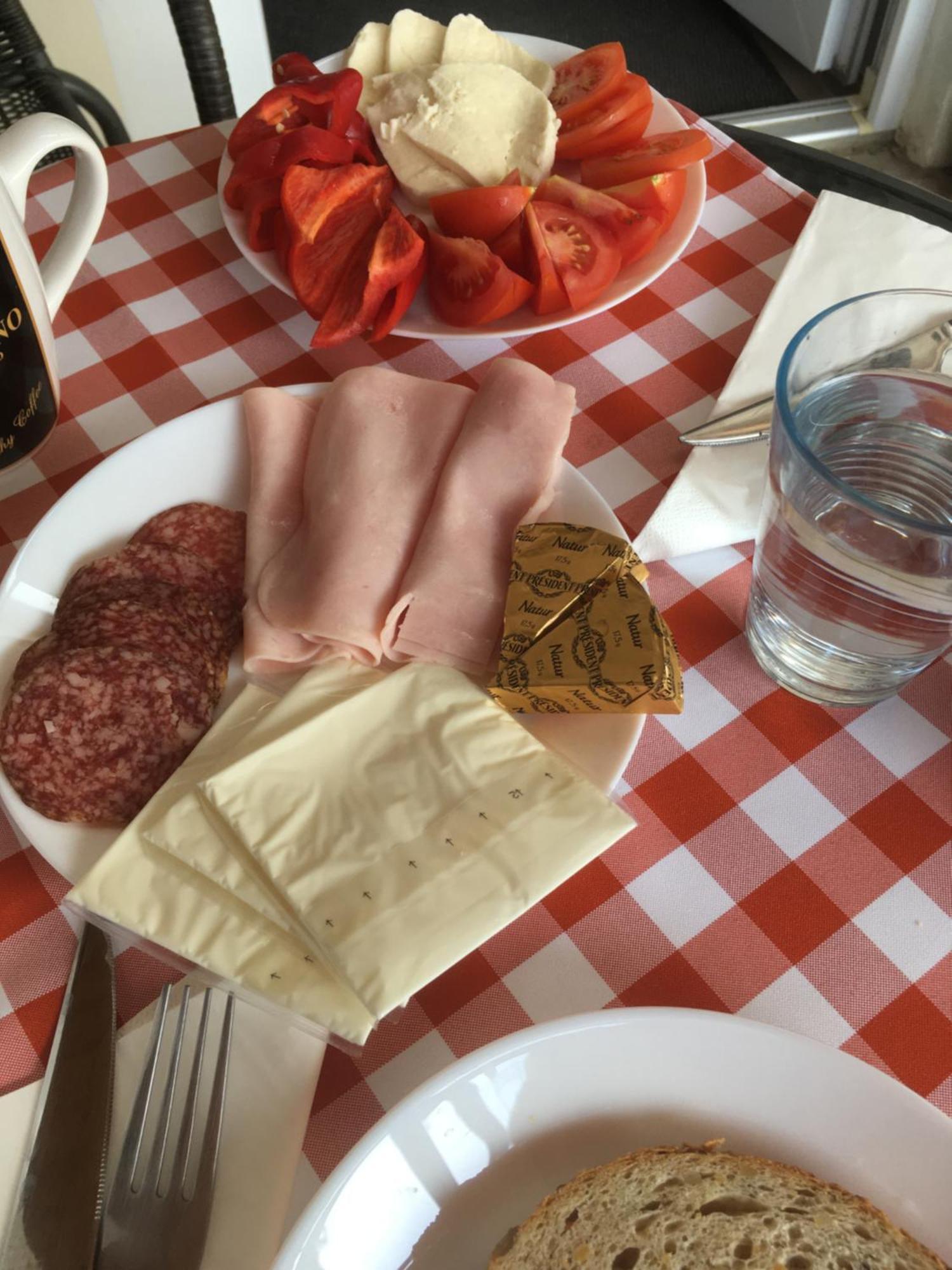 Jokai Vendeghaz Homokkomarom Buitenkant foto